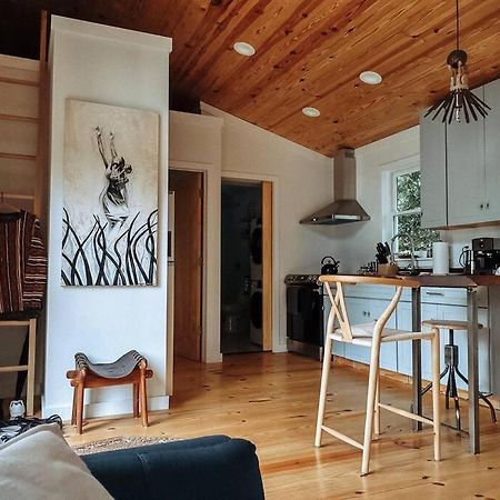 ווילמינגטון Modern Treehouse, Close To Downtown And Beach מראה חיצוני תמונה