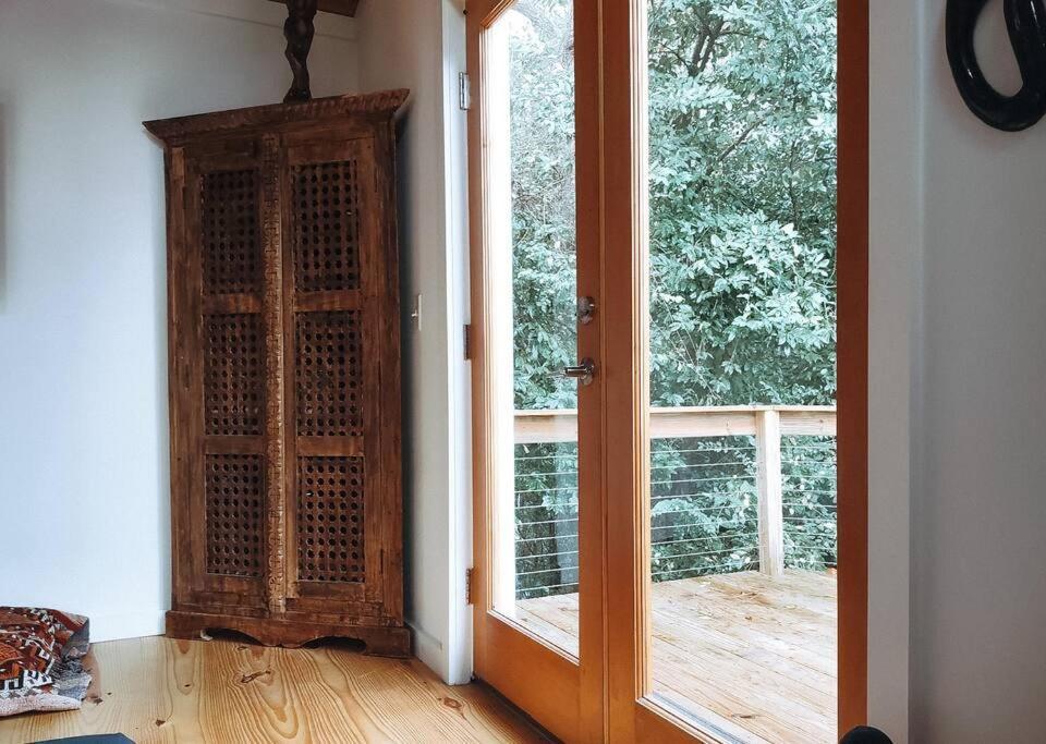 ווילמינגטון Modern Treehouse, Close To Downtown And Beach מראה חיצוני תמונה