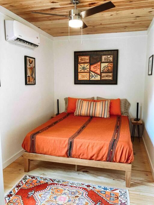 ווילמינגטון Modern Treehouse, Close To Downtown And Beach מראה חיצוני תמונה